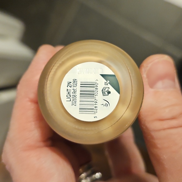 Fresh Nude Foundation - Picture 2 of 2